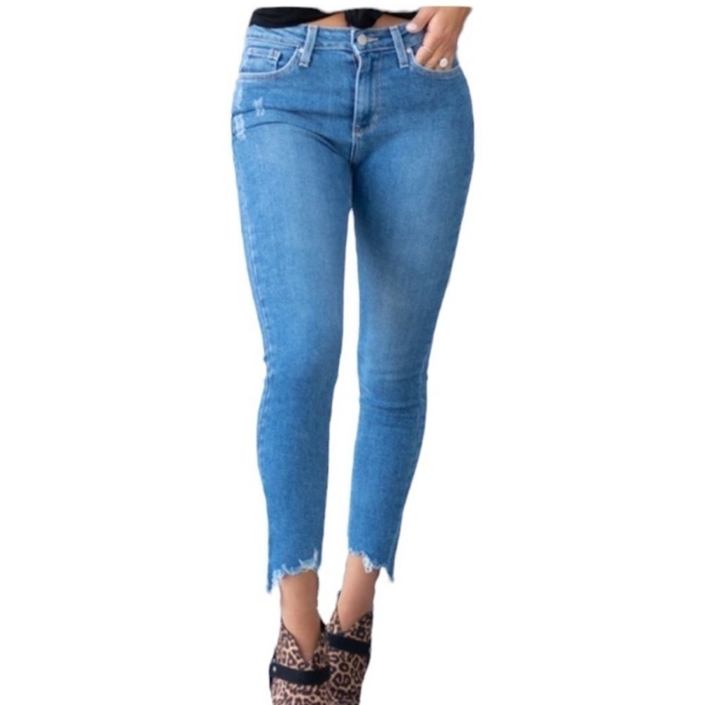 Just black skinny jeans